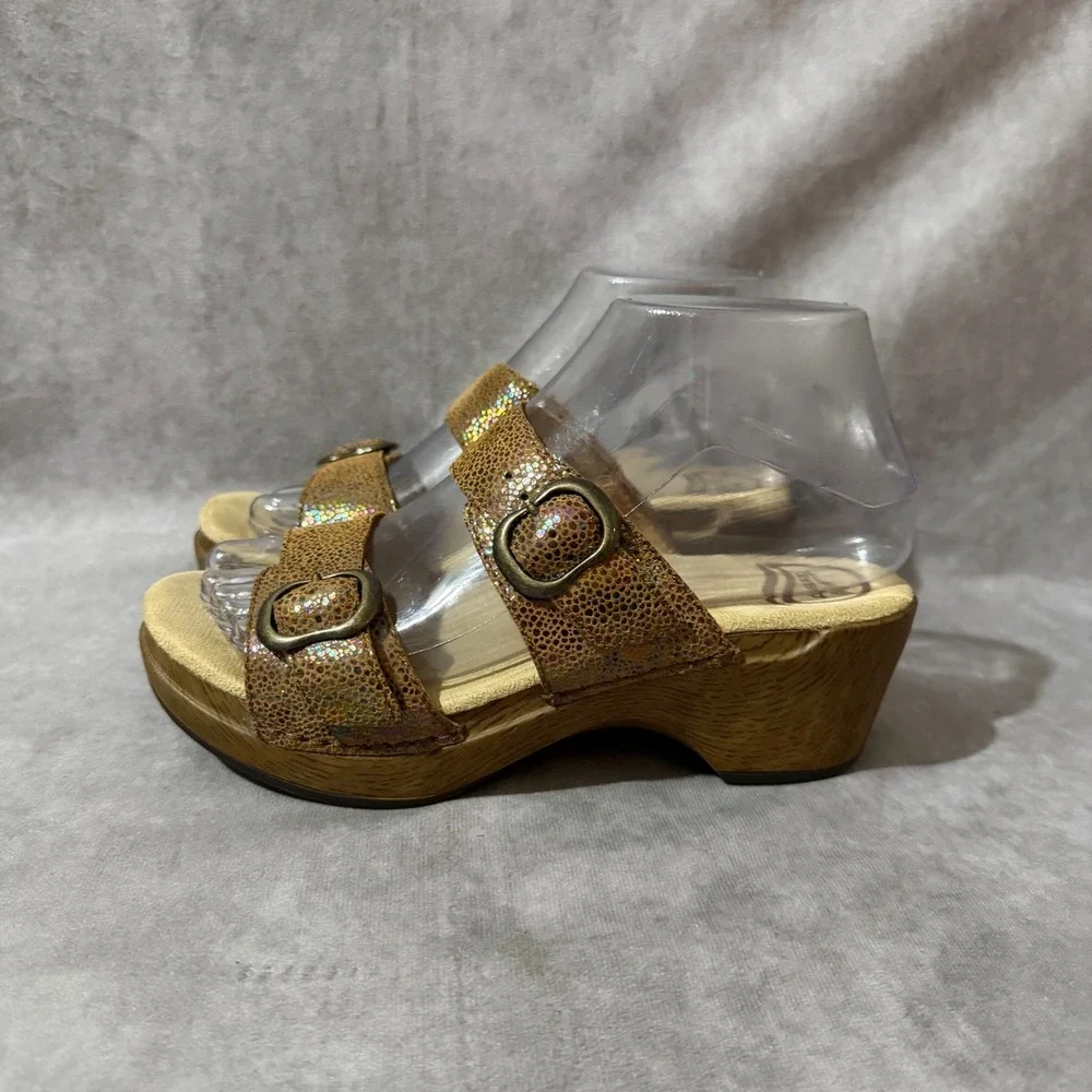 Dansko Slide Sandals Womens 36 Tan Iridescent Excellent Leather Wedge Clogs